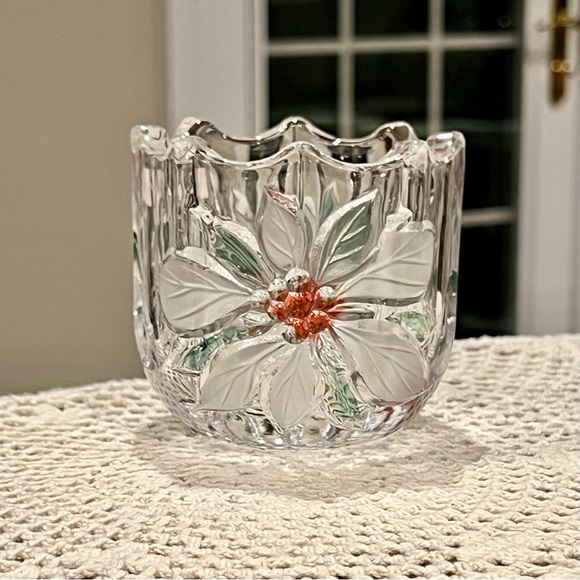 Mikasa Holiday Bloom Poinsettia Crystal Votive Candle Holder - Picture 2 of 6